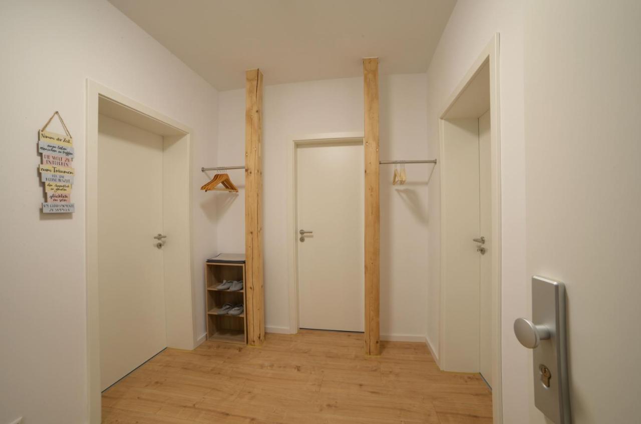 Schoene Ferienwohnung 78M2, 3 Schlafzimmer, 2 Baeder, Zentrumnah, 1Og Erfurt Exterior photo
